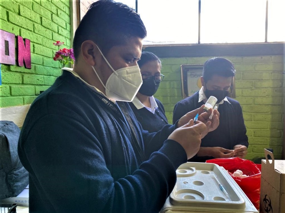 Instalarán puestos de vacunación en Xelafer 2022