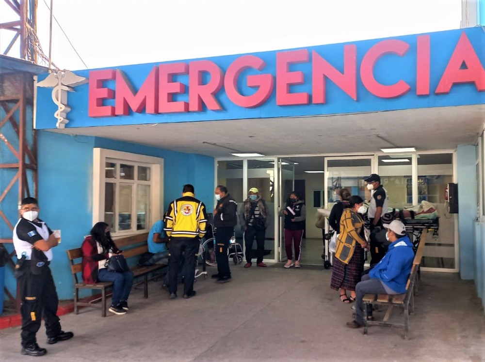 Invierten más de Q290 mil en primera fase de remodelación de la emergencia del HRO