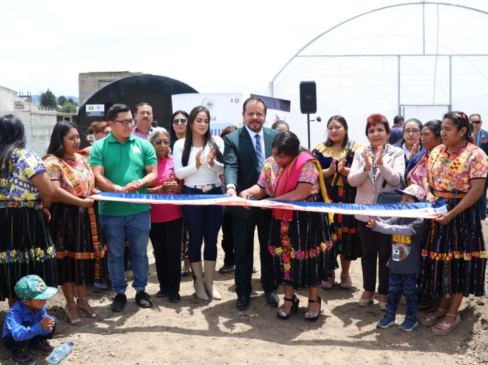 Inauguran proyecto de huertos municipales para fortalecer la alimentación familiar