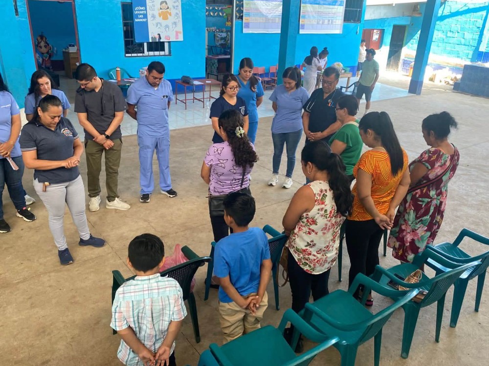 Jornada Médica No. 251 lleva atención gratuita a familias de Santa Ana Berlín