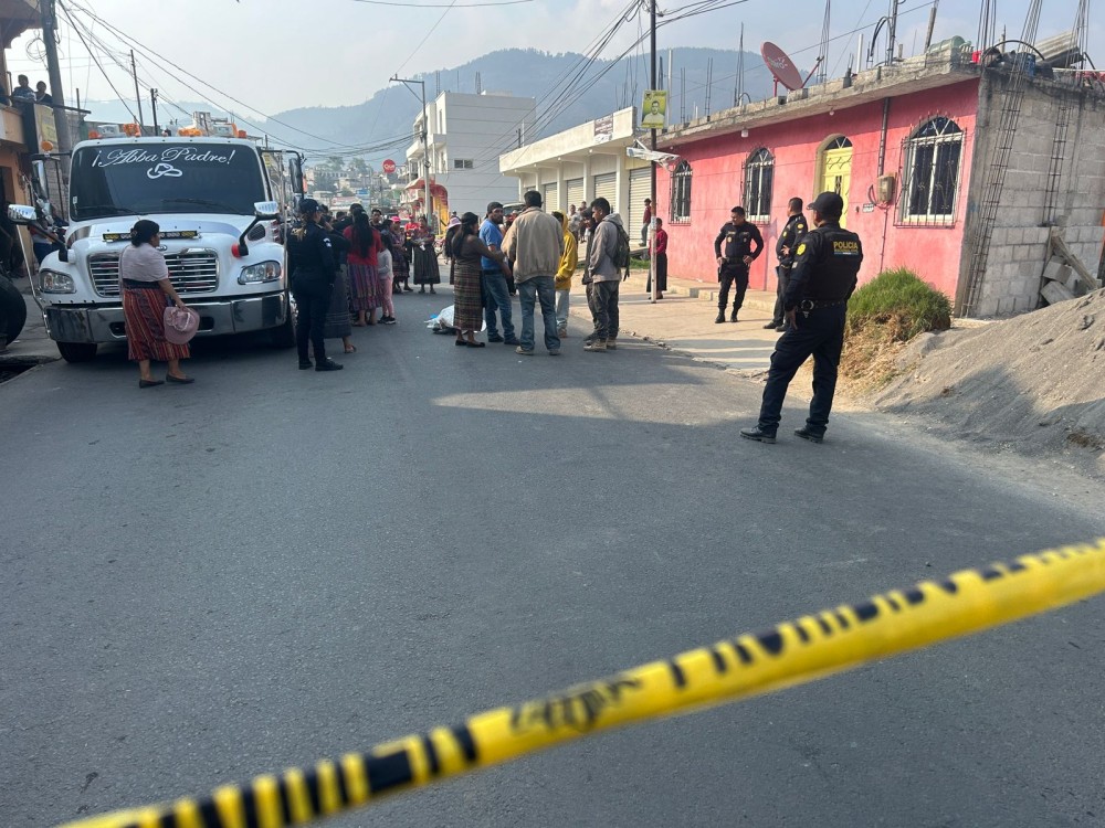 Joven de 23 años pierde la vida tras impactar contra un camión