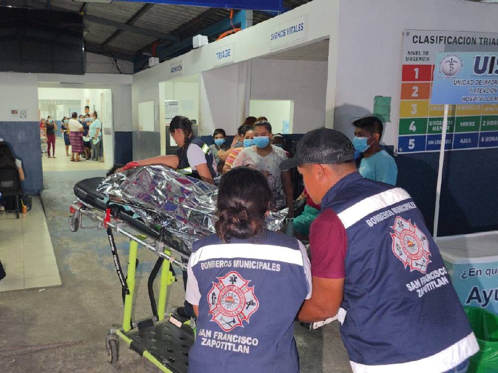 Joven resulta gravemente herido tras riña en San Francisco Zapotitlán