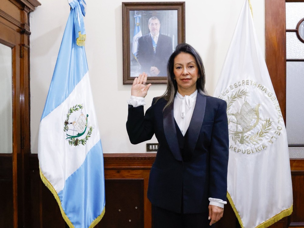 Karina García Ruano asume como nueva Secretaria de Comunicación Social de la Presidencia