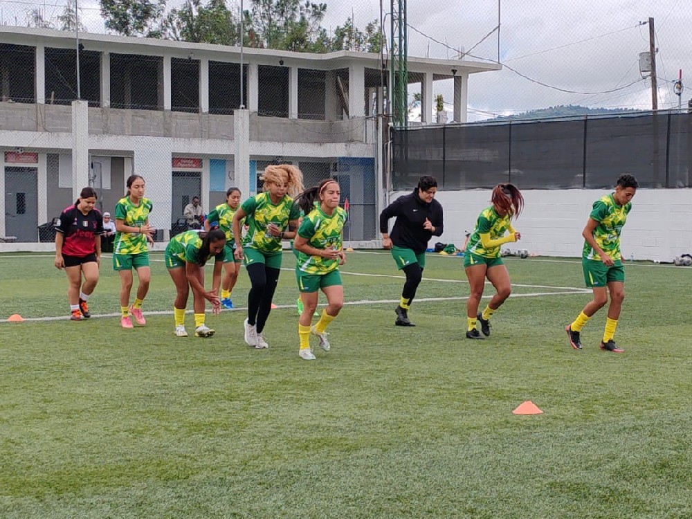 La X Femenil inicia trabajo de preparación para torneo UNCAF