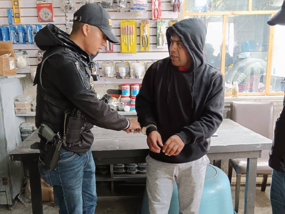 Ligan a proceso a hombre acusado de dos delitos de actividades sexuales con menores de edad
