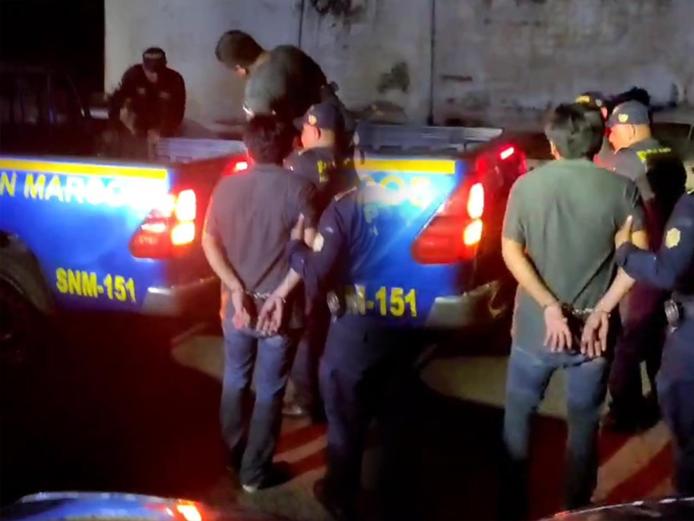 Llevaban 1 kilo de cocaína en un maletín 