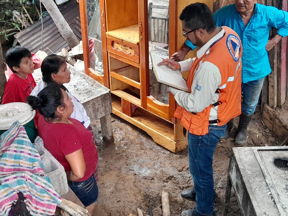 Lluvias provocan daños a viviendas y familias afectadas