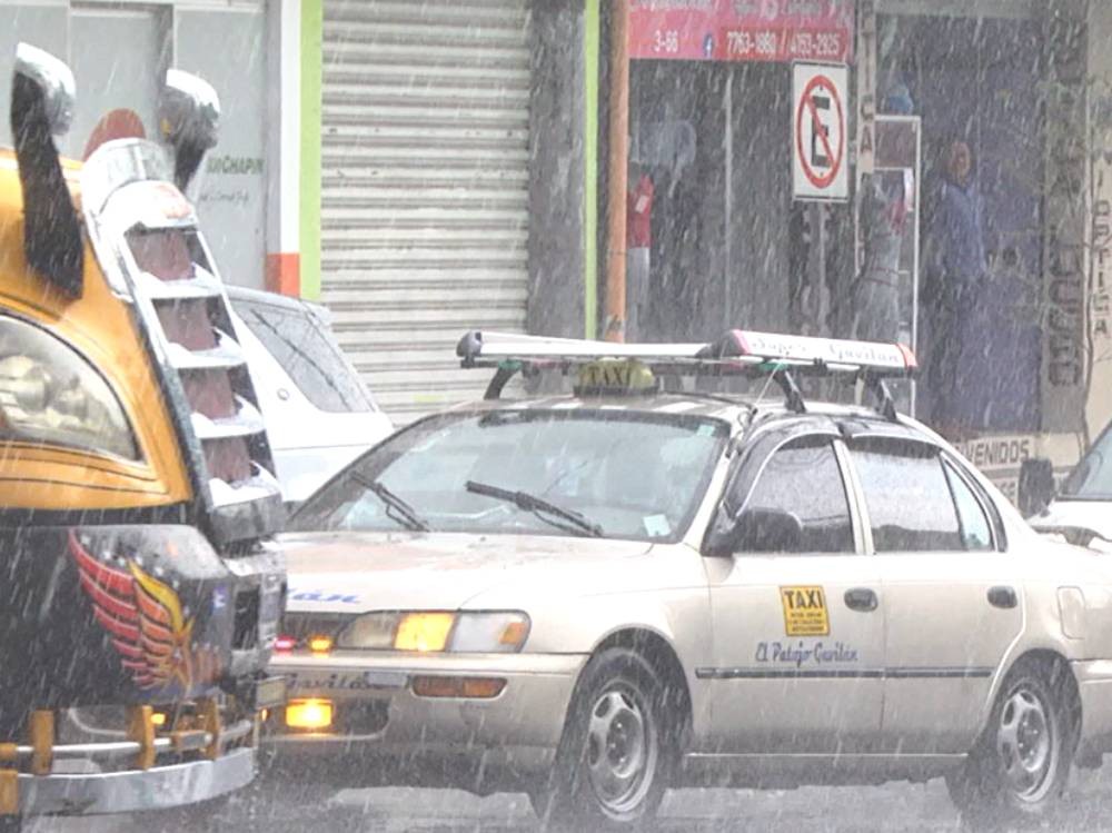 Lluvias se extenderán hasta mediados de octubre, informó Insivumeh