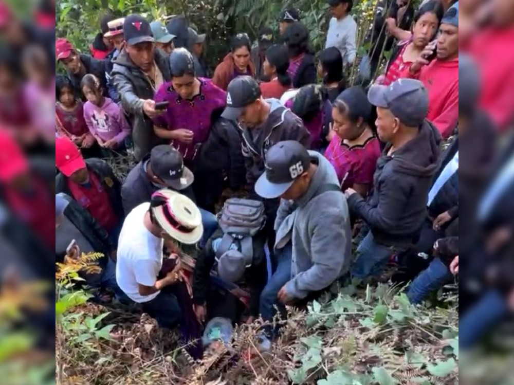 Localizan con vida a niño que había desaparecido en San Juan Atitán 