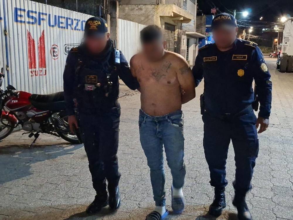 Marero salvadoreño localizado en Xela es expulsado hacia su país