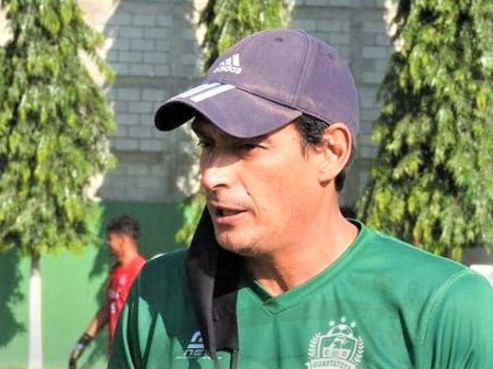 Mario Acevedo: “al campo entran 11 de ellos y 11 de nosotros, el público al final no juega”