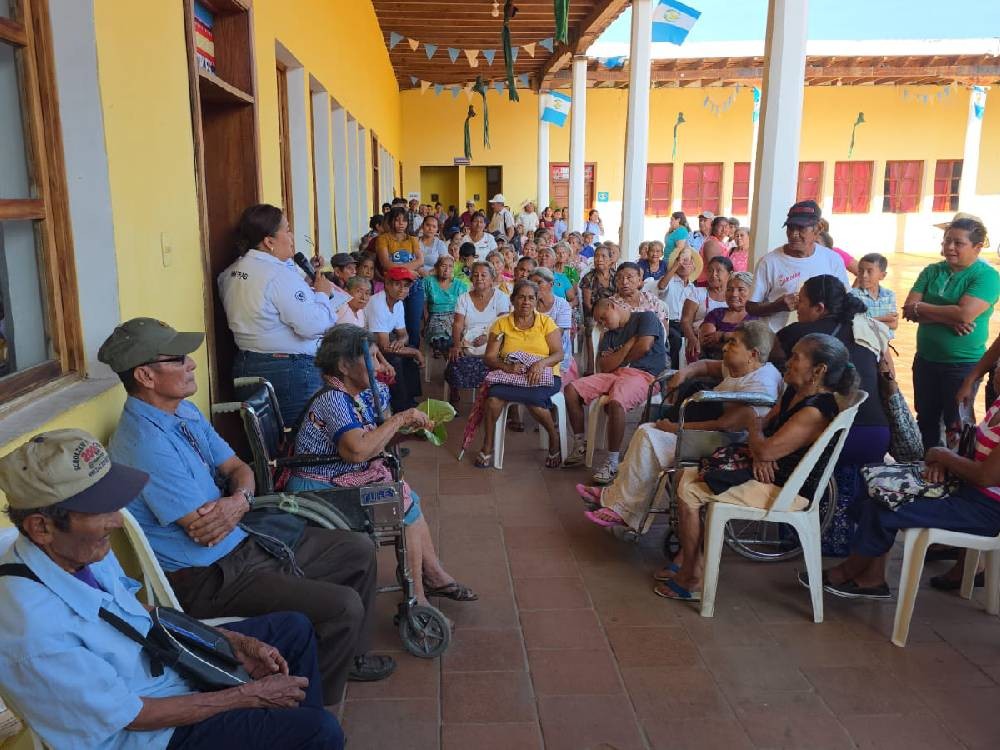 Más de 500 abuelitos recibirán aporte de Q500 mes a mes