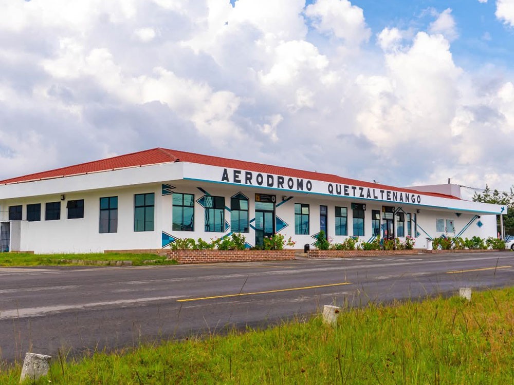 Mejoran fachada de Aeródromo de Quetzaltenango