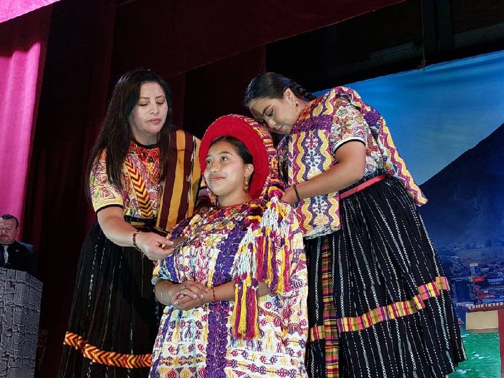 Melany Solís es investida como Umial Tinimit Re Xelajuj No’j