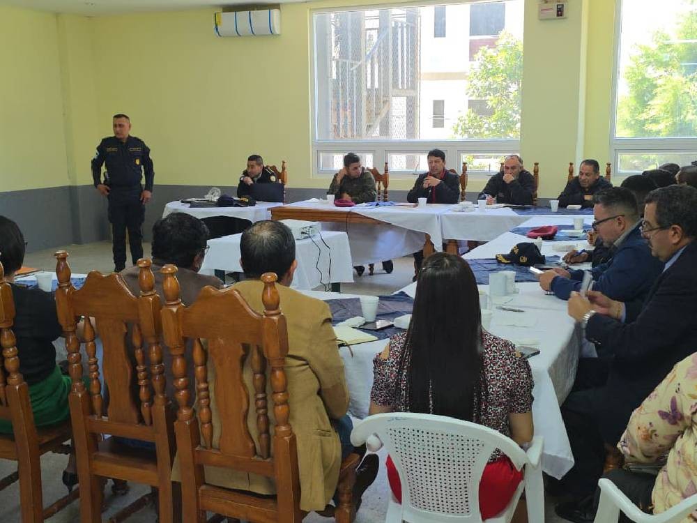 Mesa técnica de seguridad intensificará operativos nocturnos contra irregularidades en comercios