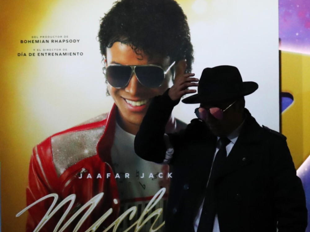 Michael Jackson irrumpe con fuerza en la taquilla global