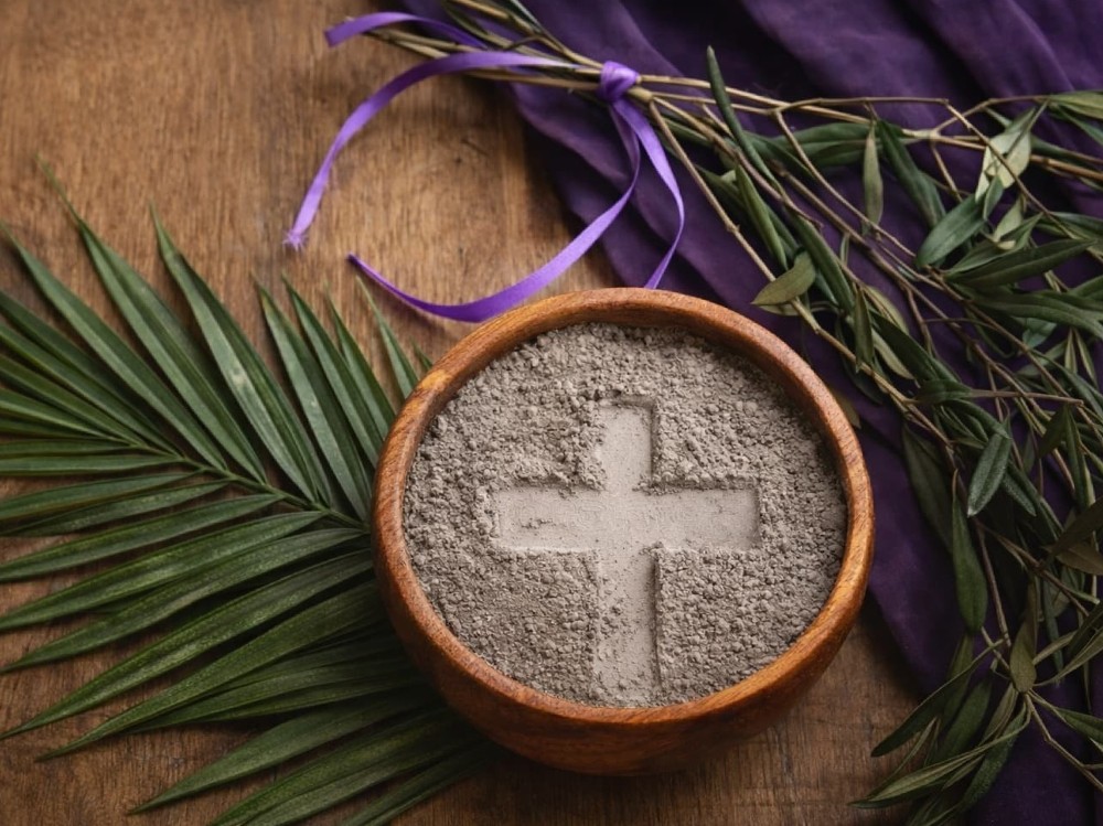 Miércoles de ceniza marca el inicio de la Cuaresma tras las celebraciones de carnaval