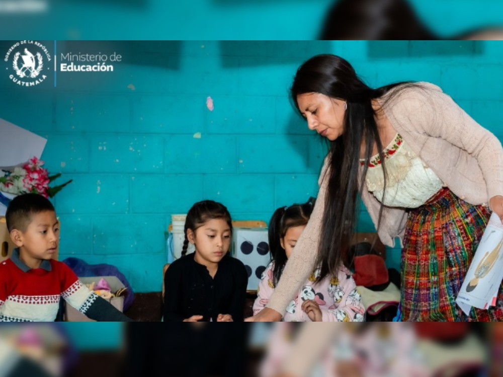 Ministerio de Educación abre convocatoria para becas en idiomas mayas 2026