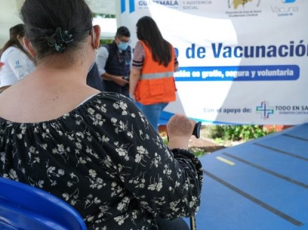 Ministerio de Salud presenta guía para solicitar vacunación contra Covid-19