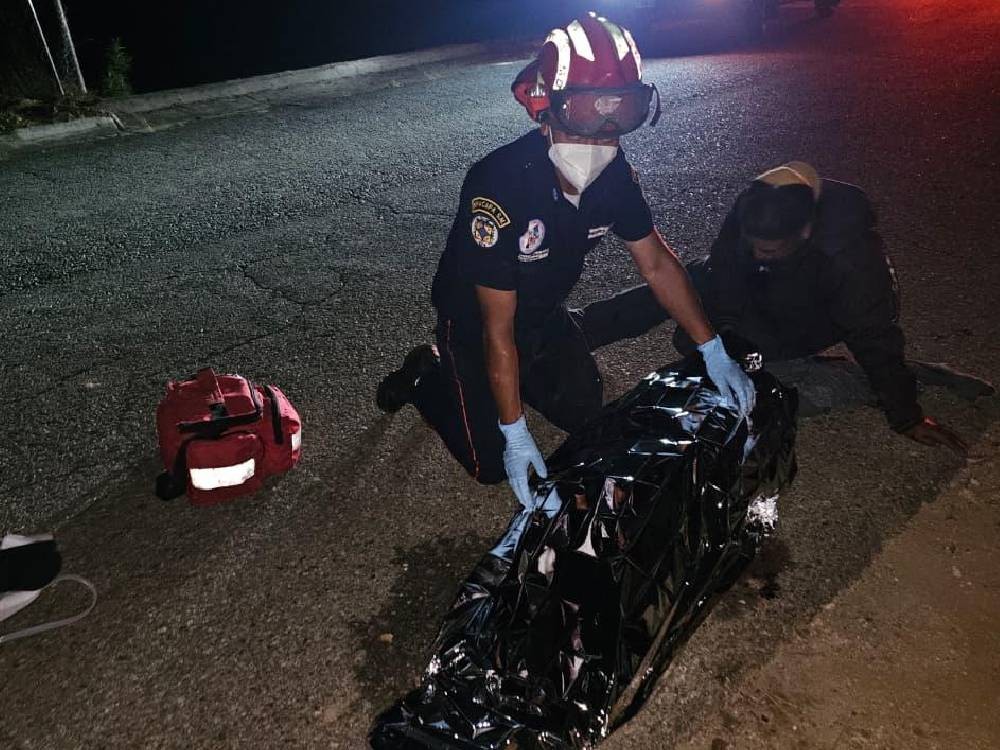 Motorista de 19 años muere tras ser atropellado por vehículo que se dio a la fuga