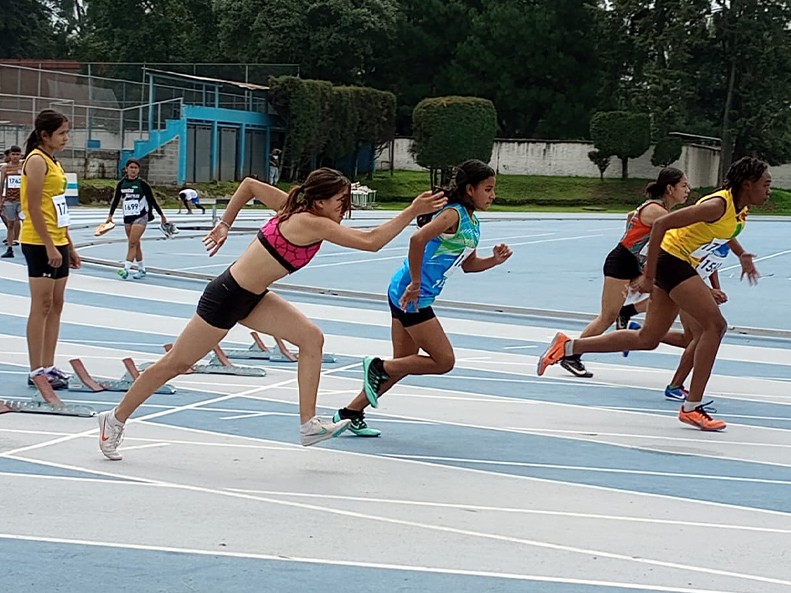 Más de 300 atletas compiten en los Juegos Deportivos Nacionales Escolares en Quetzaltenango 