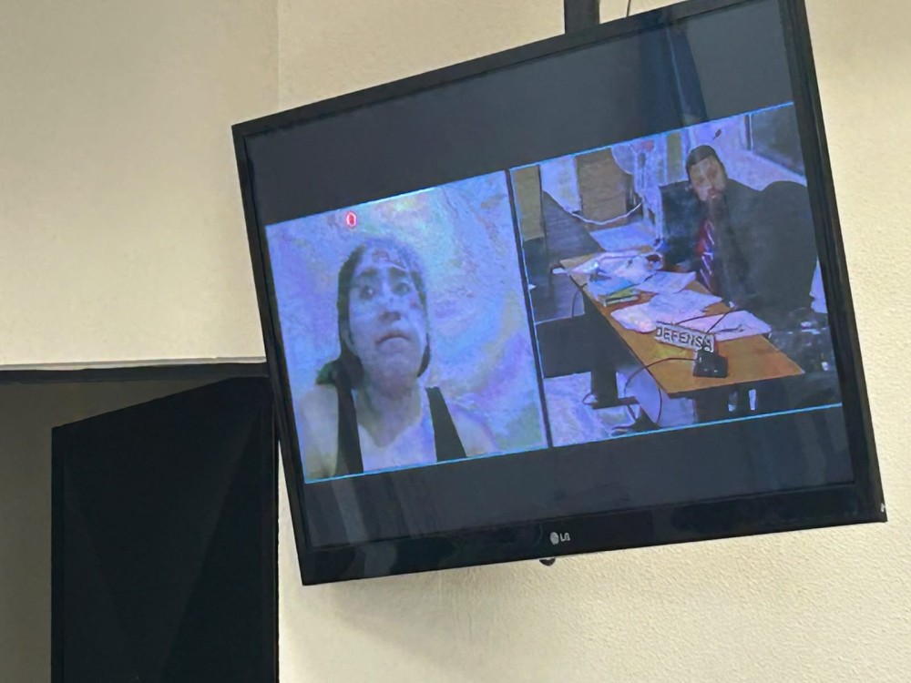 Mujer enfrenta juicio por promoción y fomento a la drogadicción