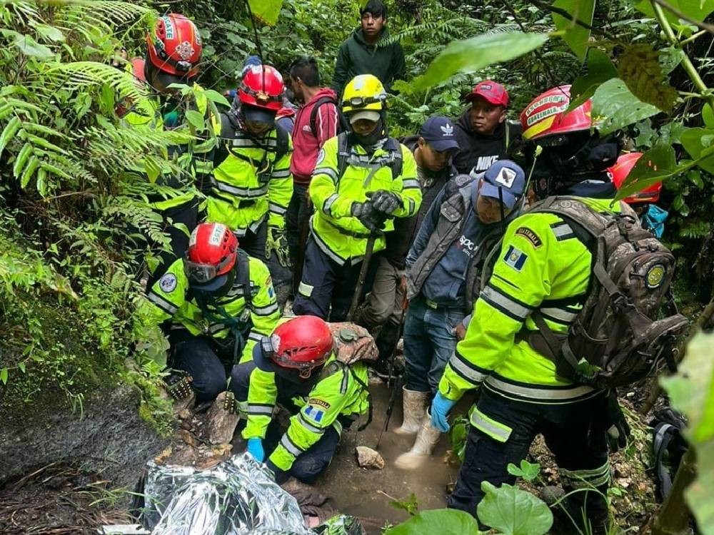 Mujer es hallada en barranco en Chichicastenango tras 2 días de búsqueda