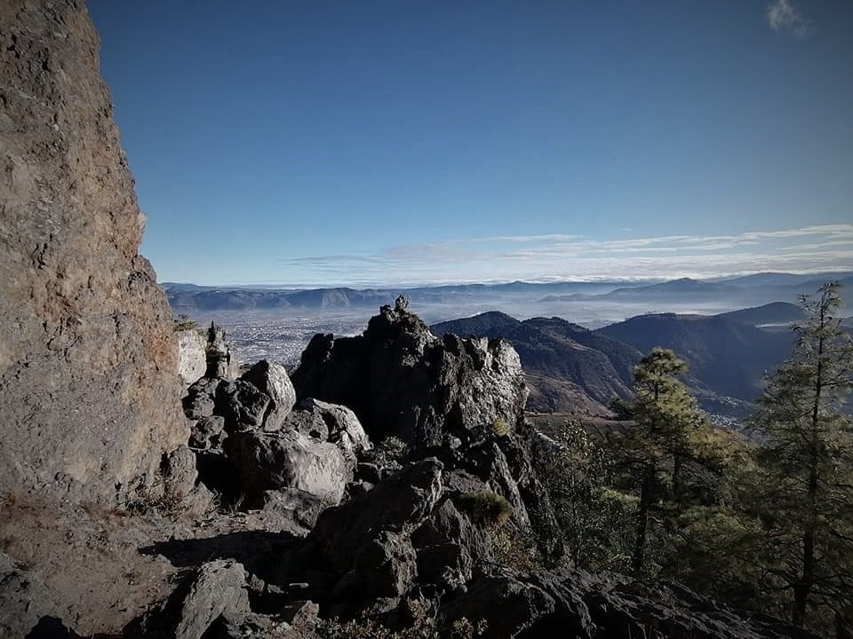 Mujer que cayó del Cerro la Muela falleció en el ingreso al HRO