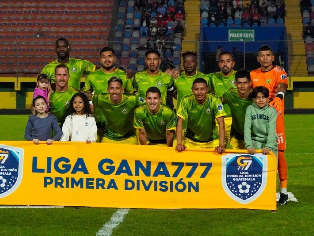 Multan a Huehuetecos FC por lanzamiento de objetos