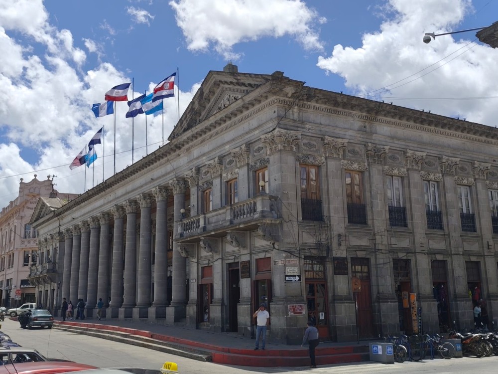 Municipalidad de Quetzaltenango anuncia nuevas plazas laborales y alerta sobre posibles estafas