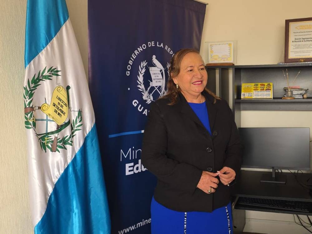 Nueva titular asume la Dirección Departamental de Educación de Suchitepéquez