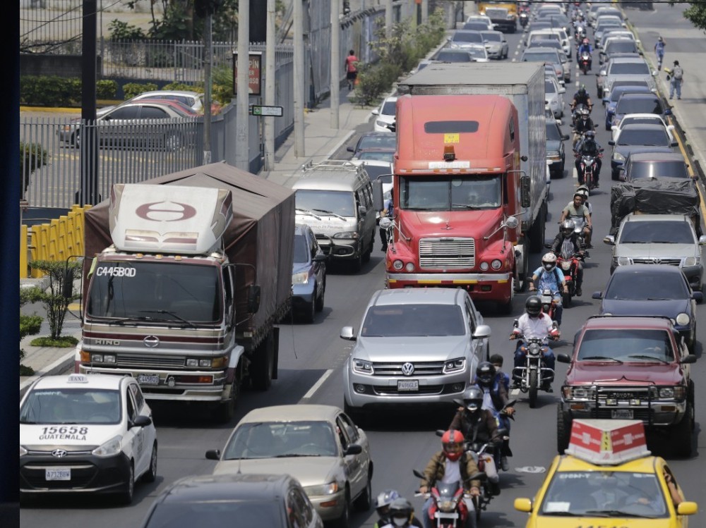 Oficializan restricción de carga pesada en Semana Santa 