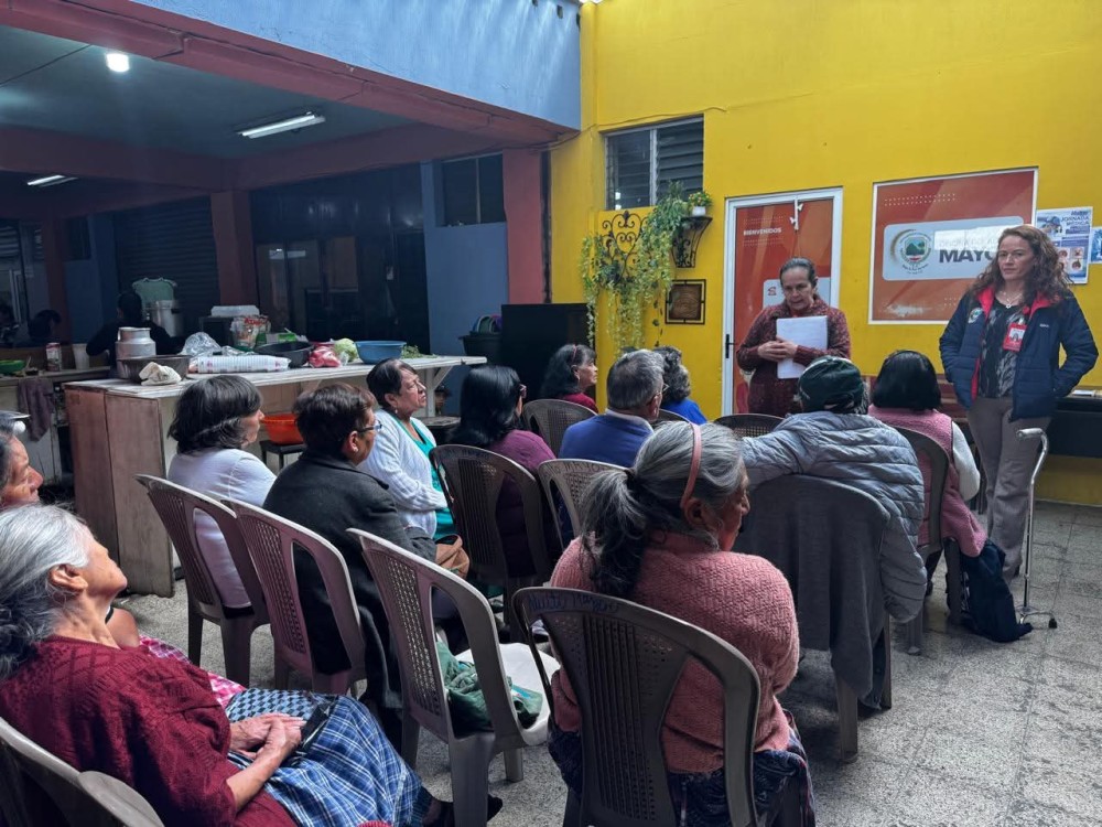 Oficina Municipal del Adulto Mayor inicia actividades 2026 con taller práctico