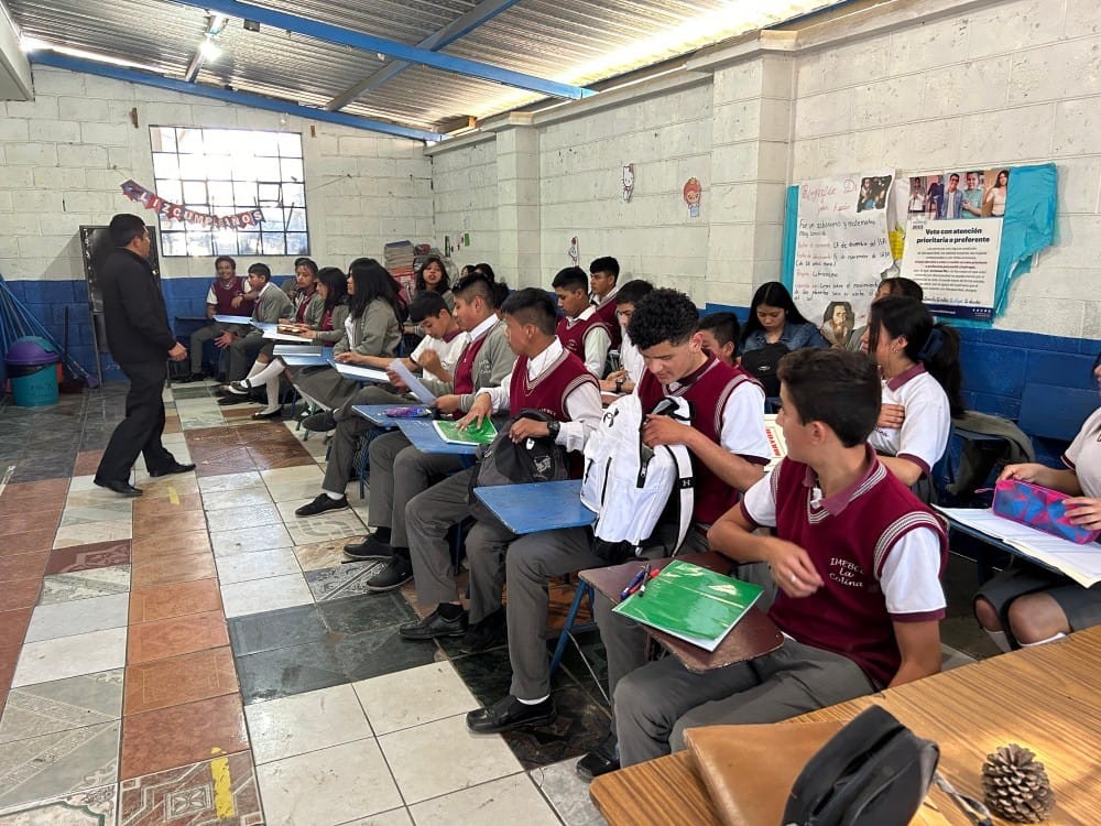 Once nuevos establecimientos educativos del nivel medio serán habilitados en 2026 en Quetzaltenango