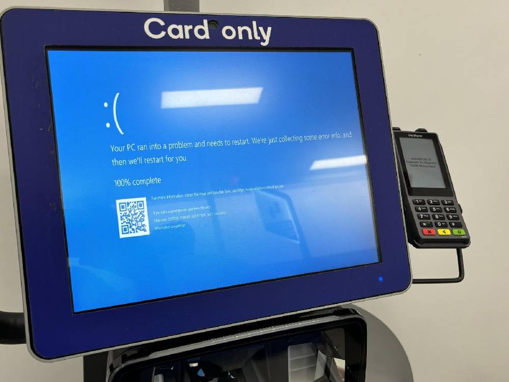 Pantalla azul: apagón informático de Windows afecta a aerolíneas, bancos y medios de todo el mundo