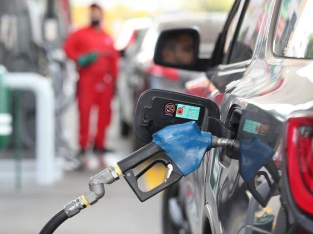 Piden no caer en pánico ni en compras desmedidas de combustible