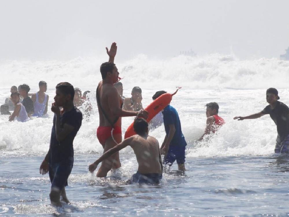 Piden precaución en balnearios y playas para evitar incidentes 