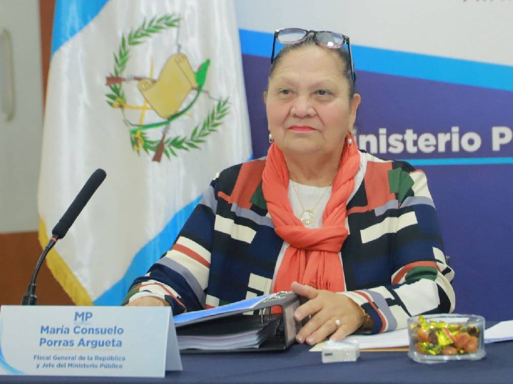Piden que se decrete arraigo a la fiscal general Consuelo Porras