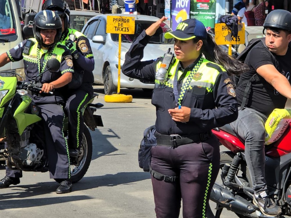 PMT de Coatepeque implementa nuevamente doble vía en la sexta calle