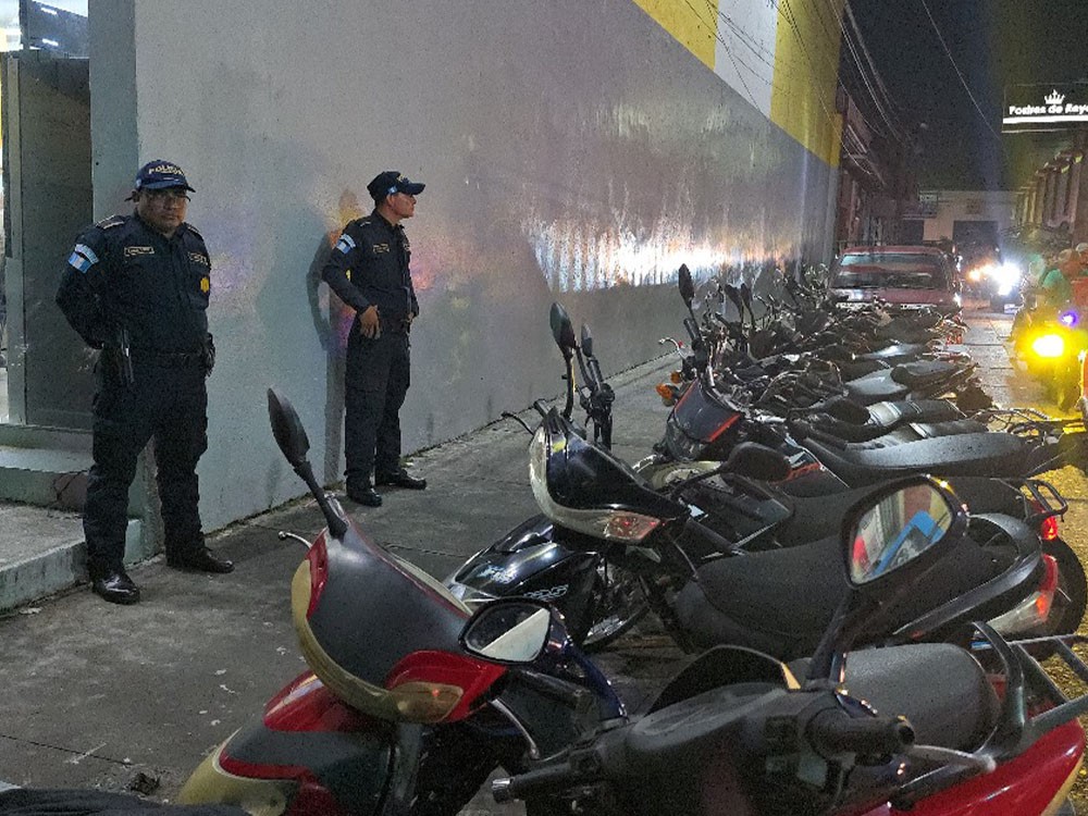 PNC de Mazatenango informa resultados de seguridad durante feria 