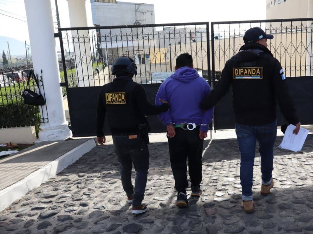 PNC desarticula estructura criminal del Barrio 18 vinculada a extorsiones en Xela
