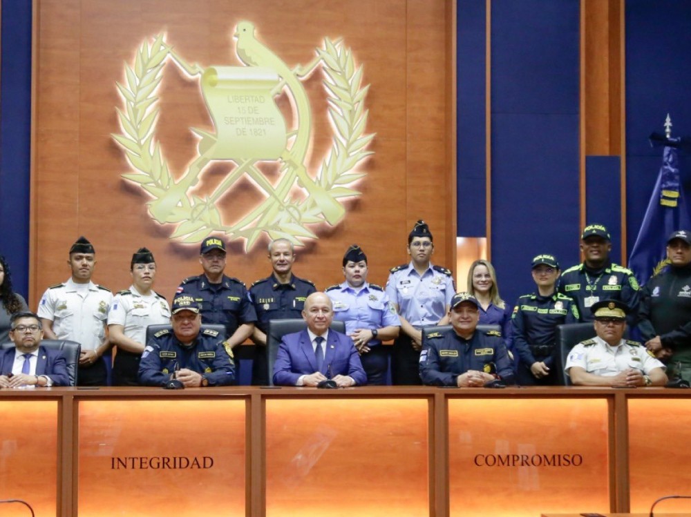 PNC fortalece base académica con seminario internacional