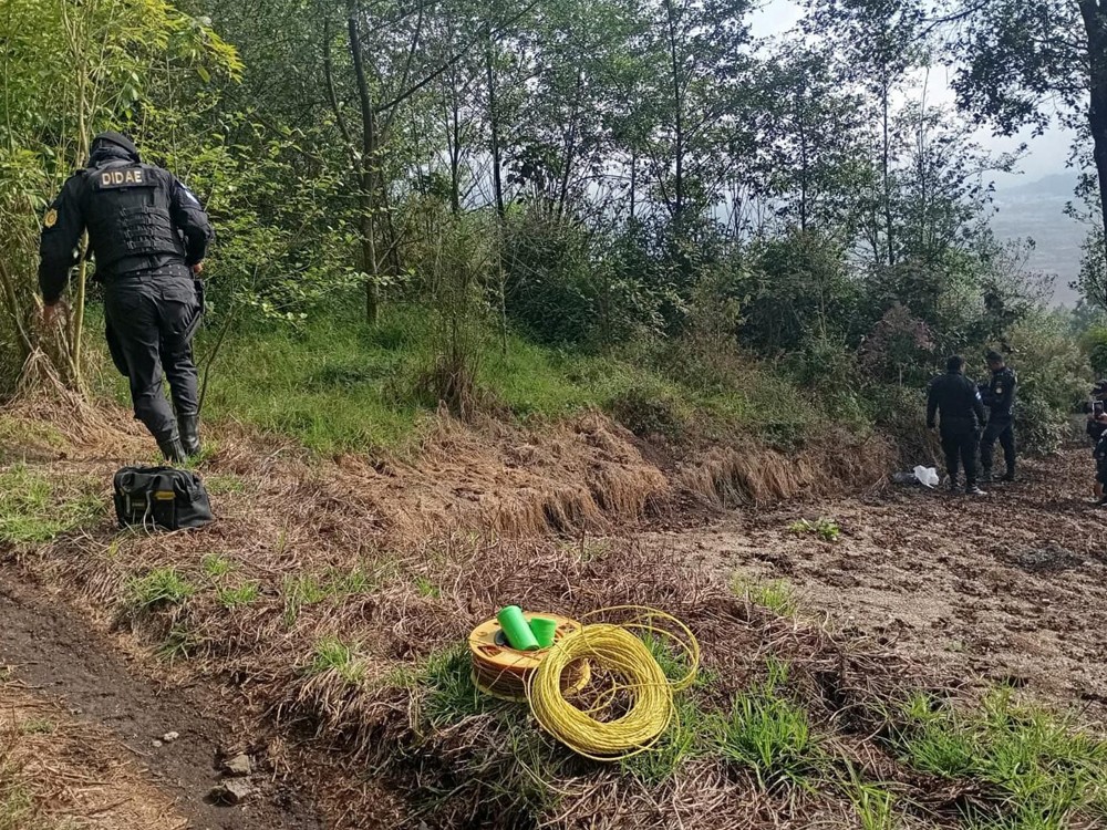 PNC localiza y destruye artefacto explosivo en Valle Palajunoj