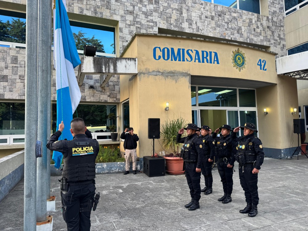Policía Nacional Civil conmemora 28 años de servicio