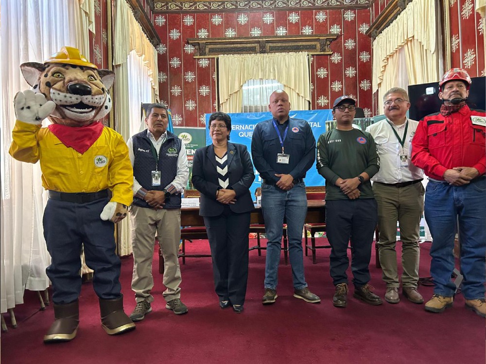 Presentan campaña “Prevenir para Conservar” en la ciudad de Quetzaltenango para evitar incendios forestales
