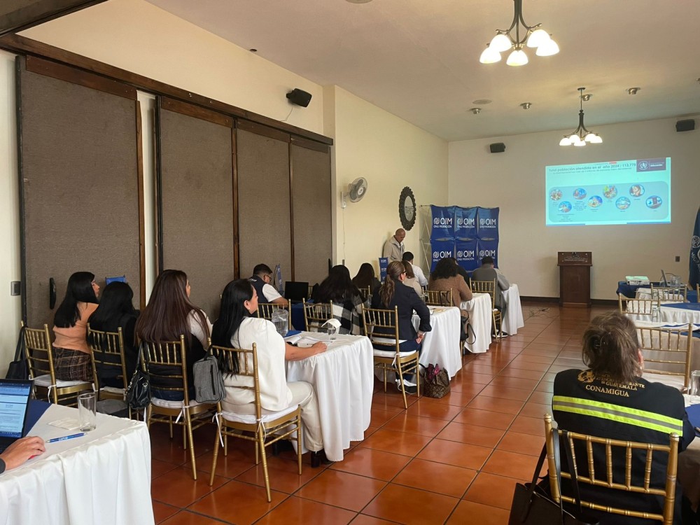 Presentan catálogo para la orientación de migrantes en procesos de regularización, retorno y reintegración
