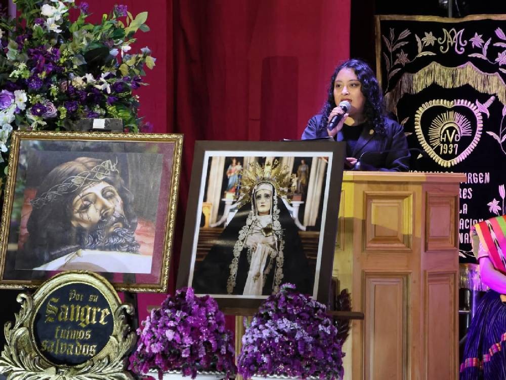 Presentan Pregón de Cuaresma y Semana Santa 2026 en Quetzaltenango