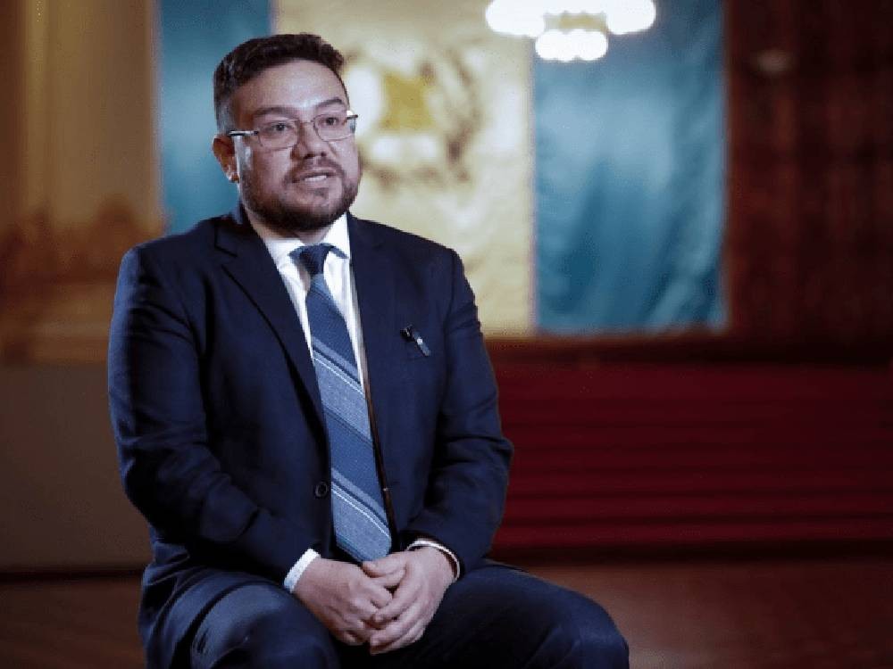 Presidente Arévalo acepta renuncia del director de Copadeh, Oswaldo Samayoa