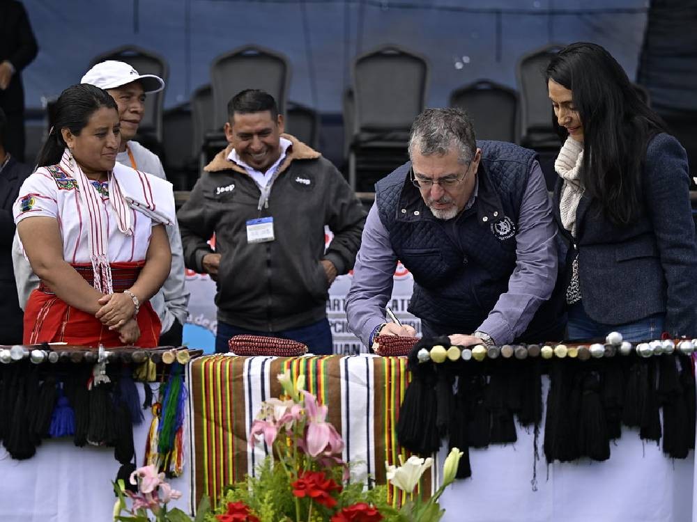 Presidente Arévalo firma en Quetzaltenango la Agenda Territorial con el Pueblo Mam 