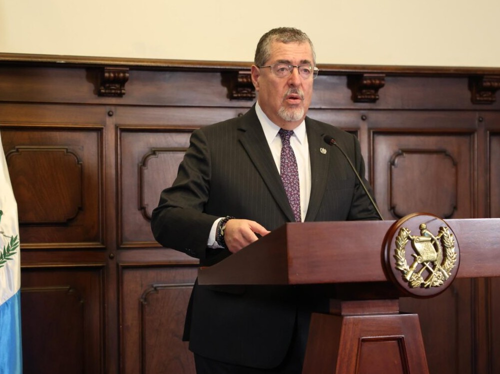 Presidente Arévalo solicita al sistema de justicia resolver recursos sobre elección de rector en la USAC